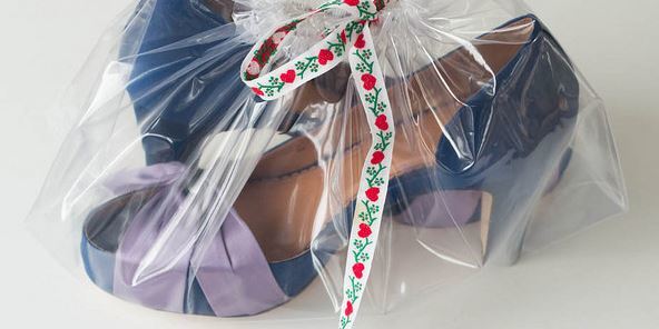 How To Gift Wrap Shoes Without Box? - The Shoe Box NYC