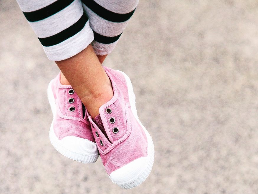 Cienta pink cut shoes