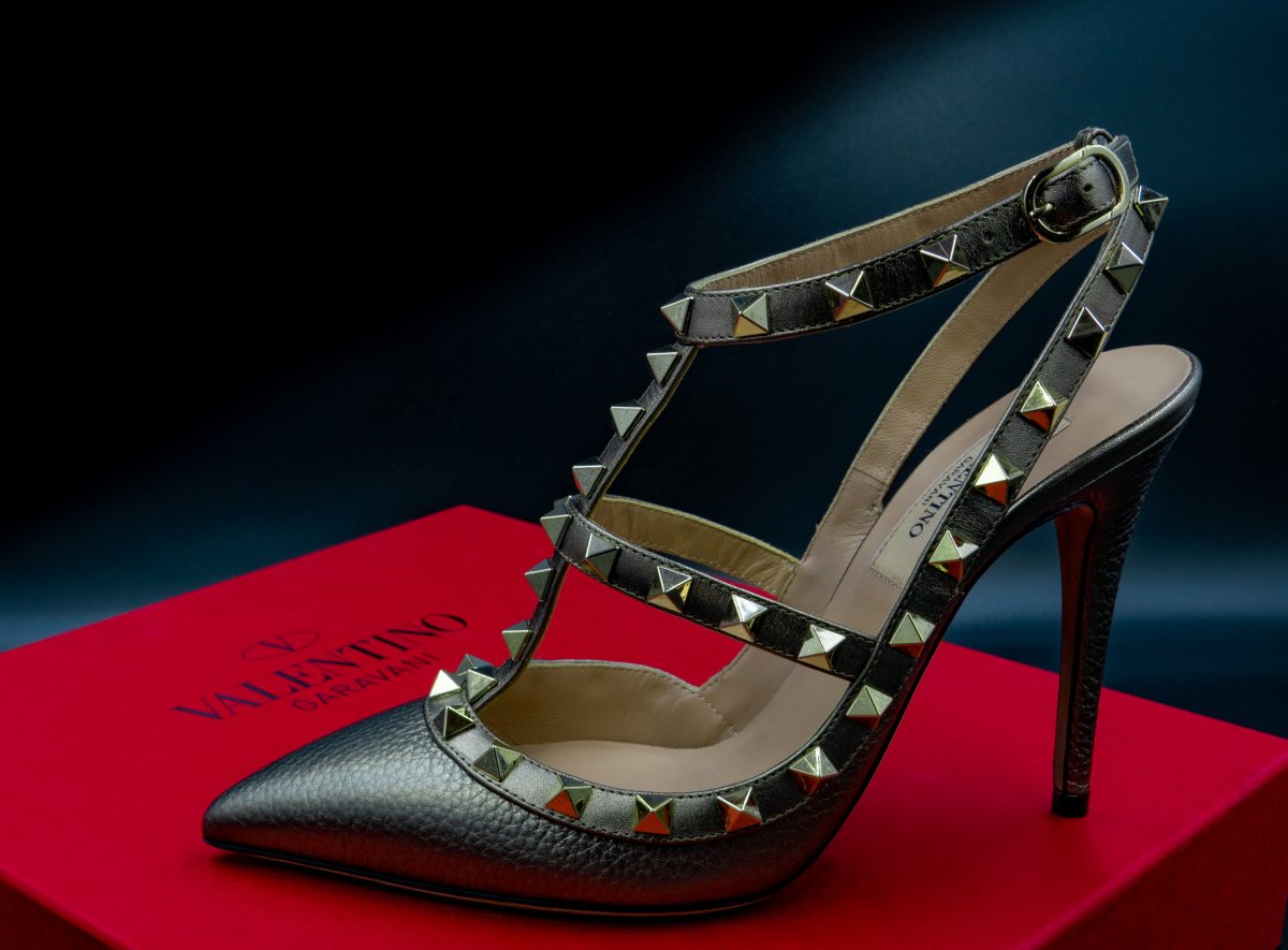 trappe Repræsentere panel Valentino Shoe Size Chart: Are Valentino Shoes Comfortable To Wear? - The  Shoe Box NYC