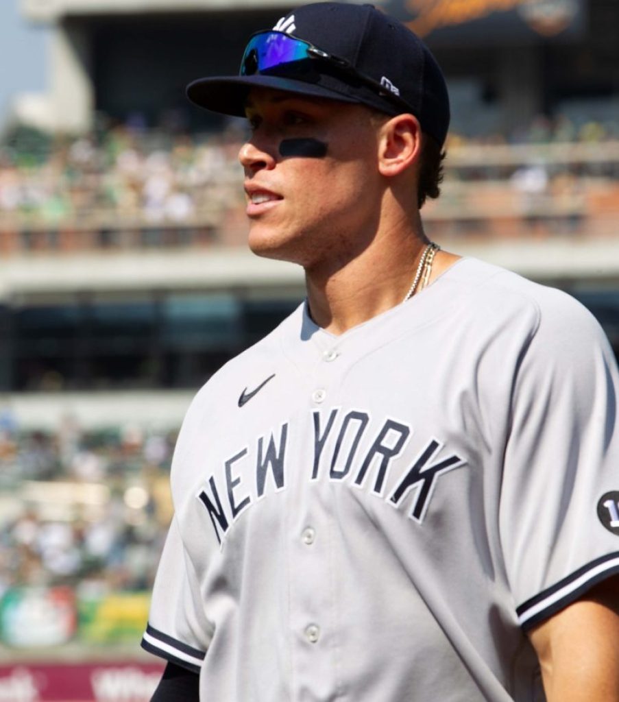 Aaron Judge Shoe Size: Difficulty of Aaron Judge when Buying Shoes